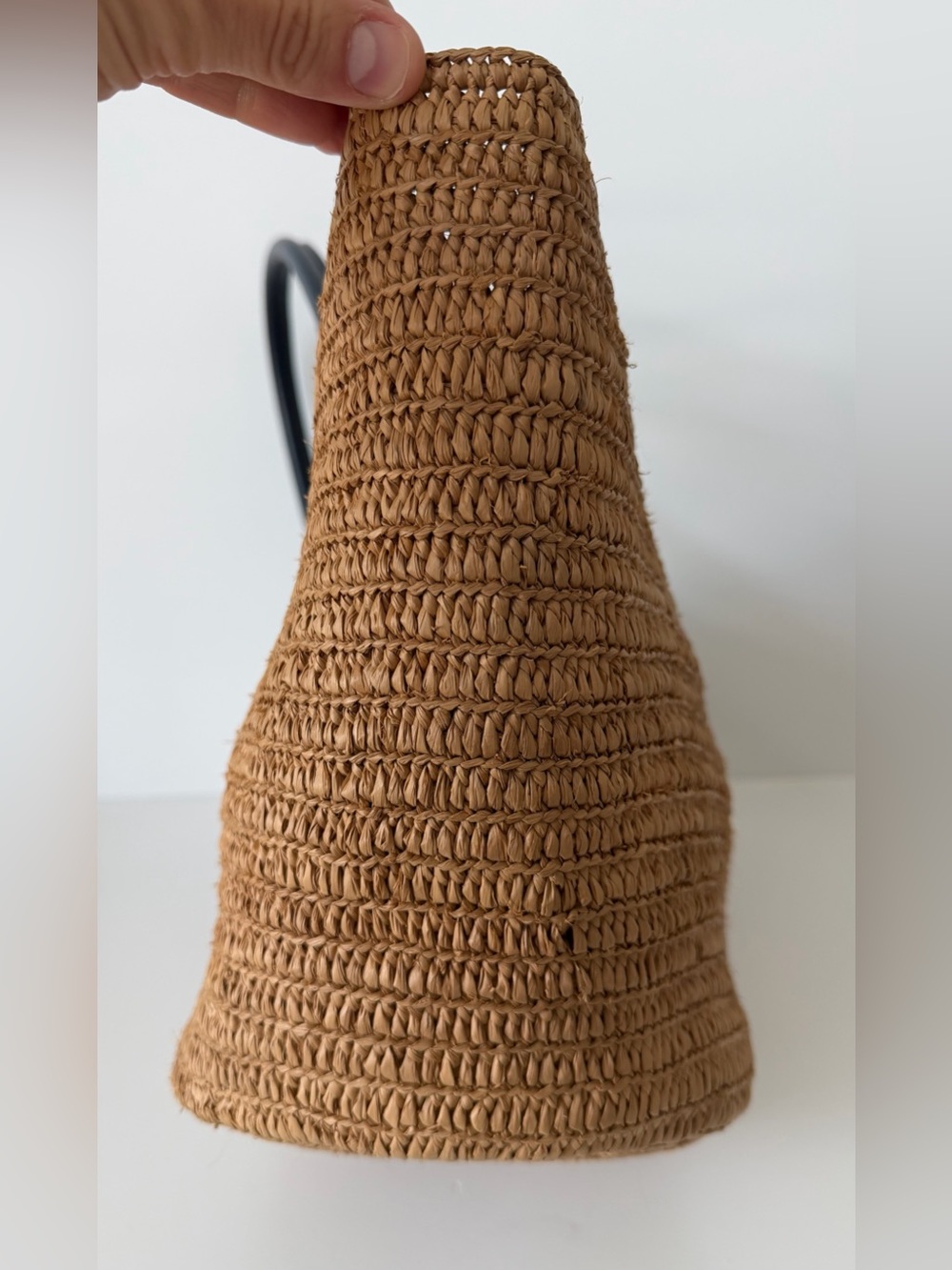 Sézane Justine Basket Bag in Deep Natural Raffia and Navy Handles - Picture 9 of 15